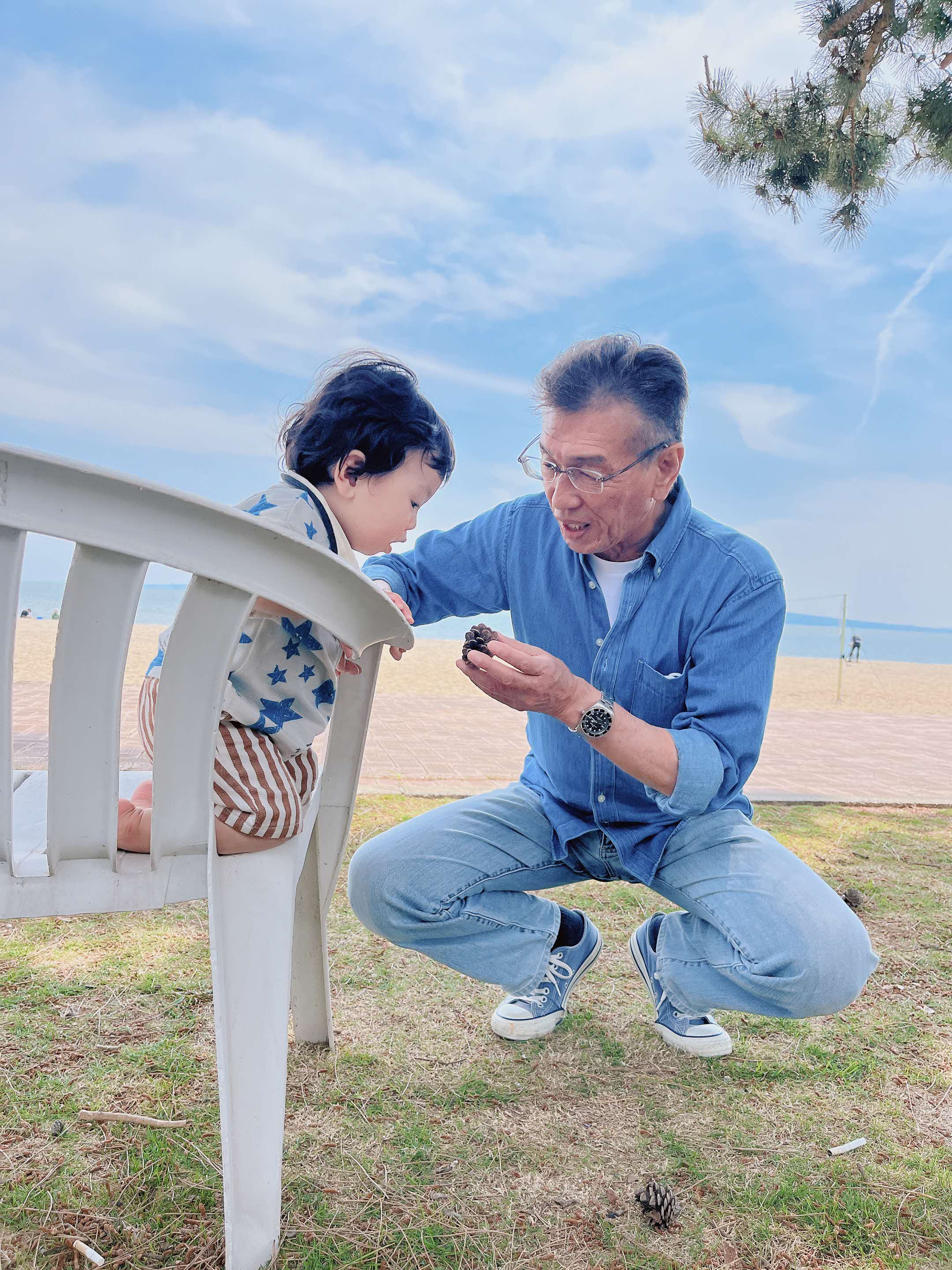 入選　じぃじの孫育ての画像