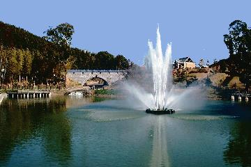 高田濃施山公園（噴水）の画像