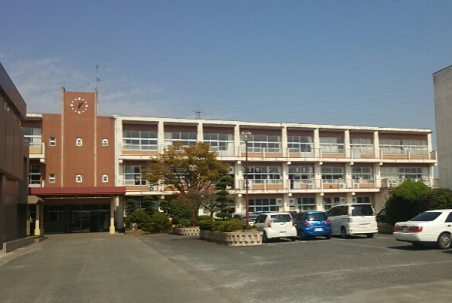 高田中学校